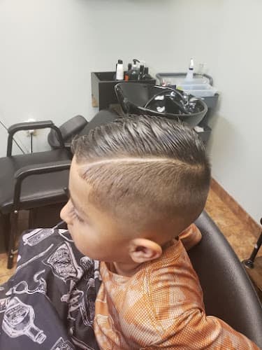Men's Cuts By Vanessa - Barbershop in Austin - Haircuts for Men