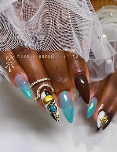 Southern Komfort Glam Nails